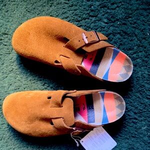 Birkenstock Boston Clogs Women’s 6/Mens 4